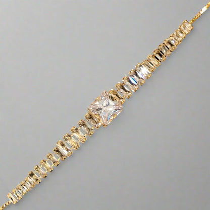 Classic Tennis Chain Bracelet in linear Cubic 5A Zirconia 18K Gold Plating